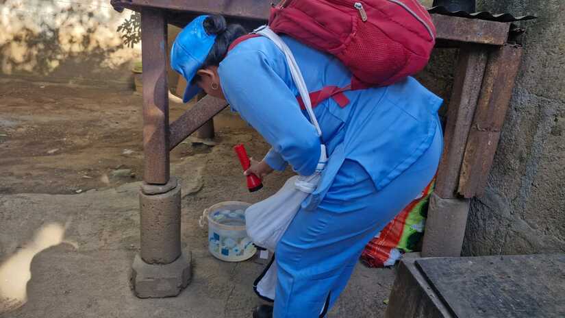 FUMIGACION-BARRIO-WALTER-FERRETI6