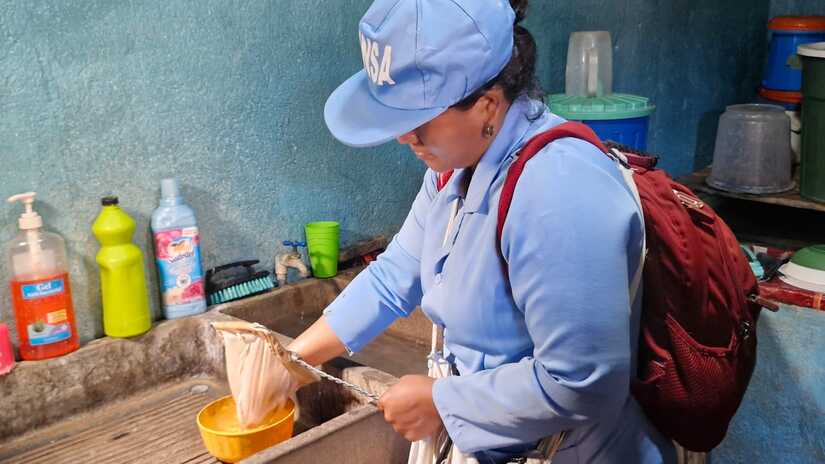 FUMIGACION-BARRIO-WALTER-FERRETI9