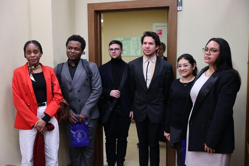 ESTUDIANTES-EN-INTERCAMBIO-EN-RUSIA2