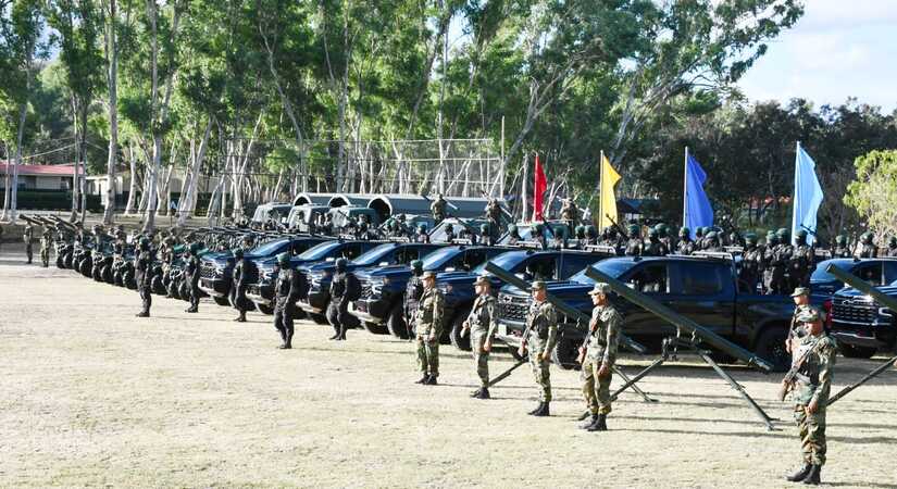 ENTREGA-DE-TACTICA-MILITAR4