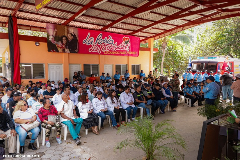 UNIDAD-DE-BOMBEROS-EN-TIPITAPA14