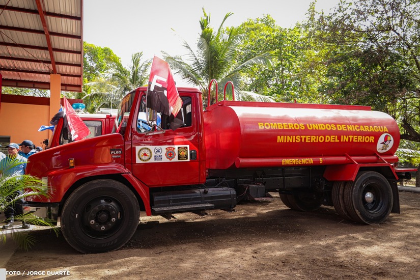 UNIDAD-DE-BOMBEROS-EN-TIPITAPA16