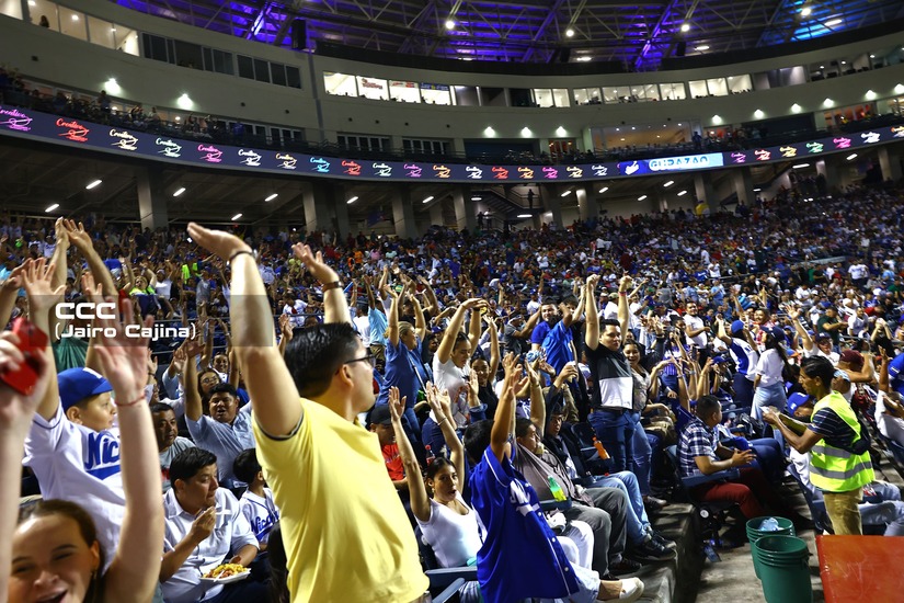 Juego-Final-de-la-Serie-de-las-Americas-(100)