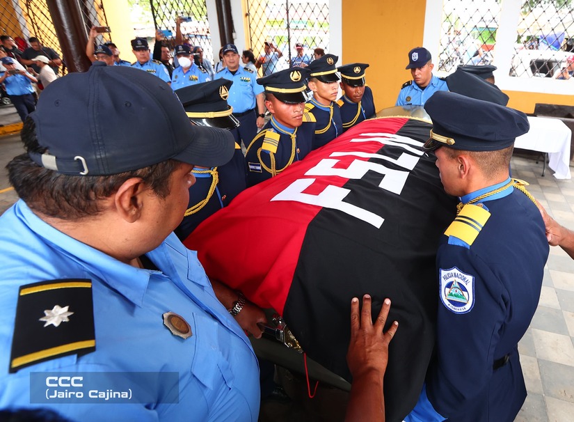 Honras-Funebres-Cmdo-Gral-Yuri-Valle-Olivares-(31)