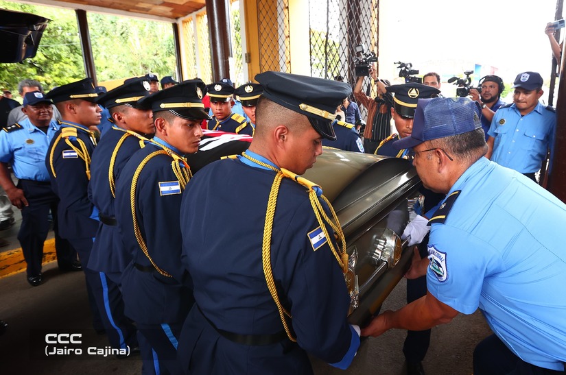 Honras-Funebres-Cmdo-Gral-Yuri-Valle-Olivares-(38)