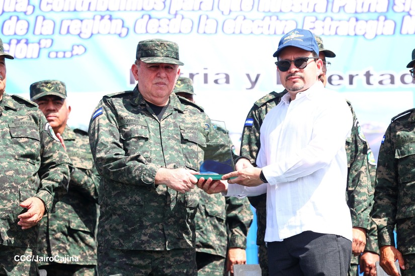 EJERCITO-DE-NICARAGUA-33
