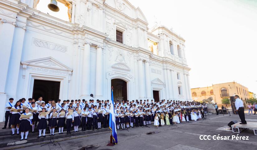 11-ASAMBLEA-NACIONAL-RINDE-HOMENAJE-A-RUBEN-DARIO-