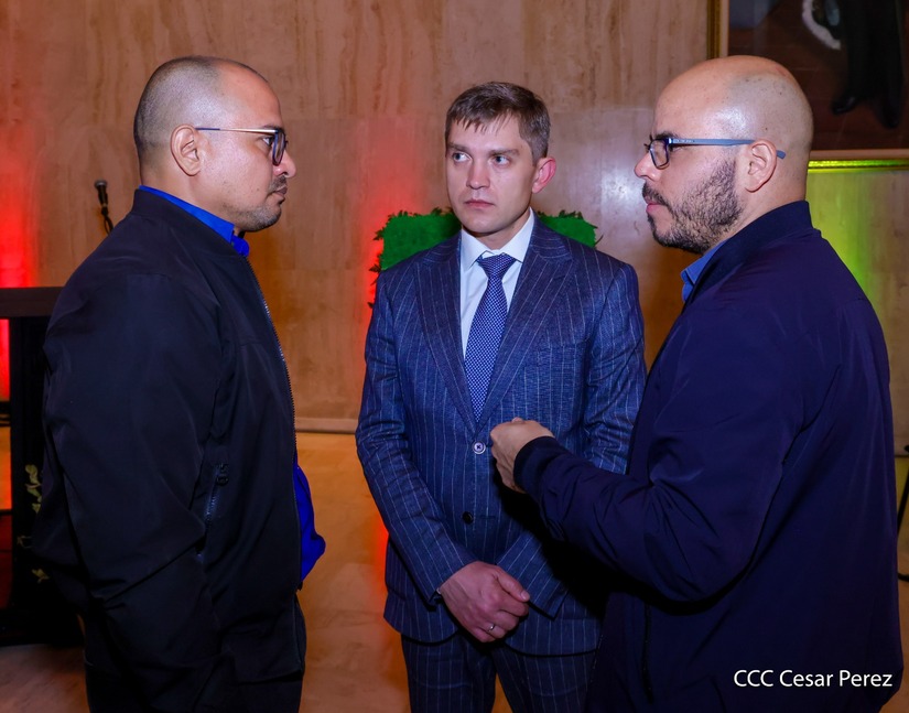 Revolucion-Islamica-(21)