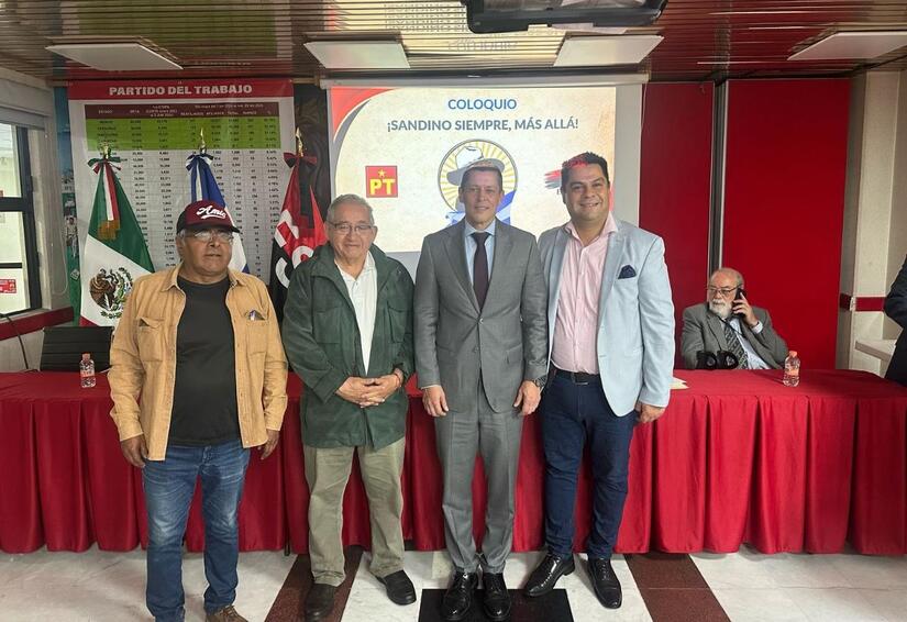 Conmemoran-a-Sandino-en-Mexico-14