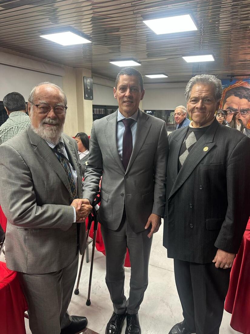 Conmemoran-a-Sandino-en-Mexico-17