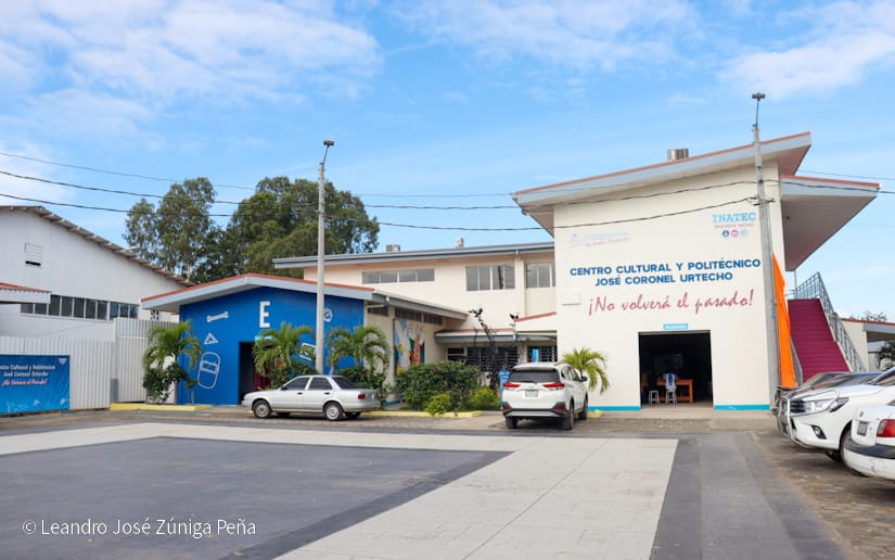 Centro-Cultural-y-Politecnico-Jose-Coronel-Urtecho-(9)