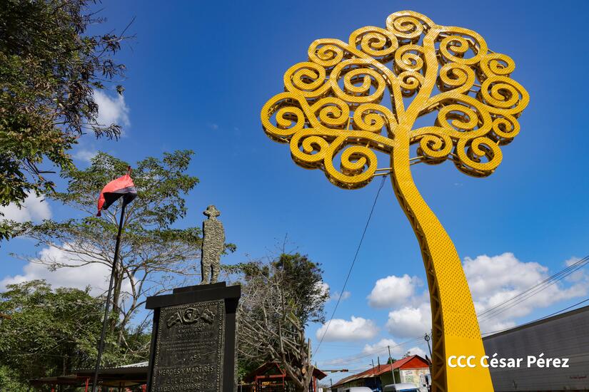 Festivales-de-Trajes-Originales-de-Nuestro-Folklore-1