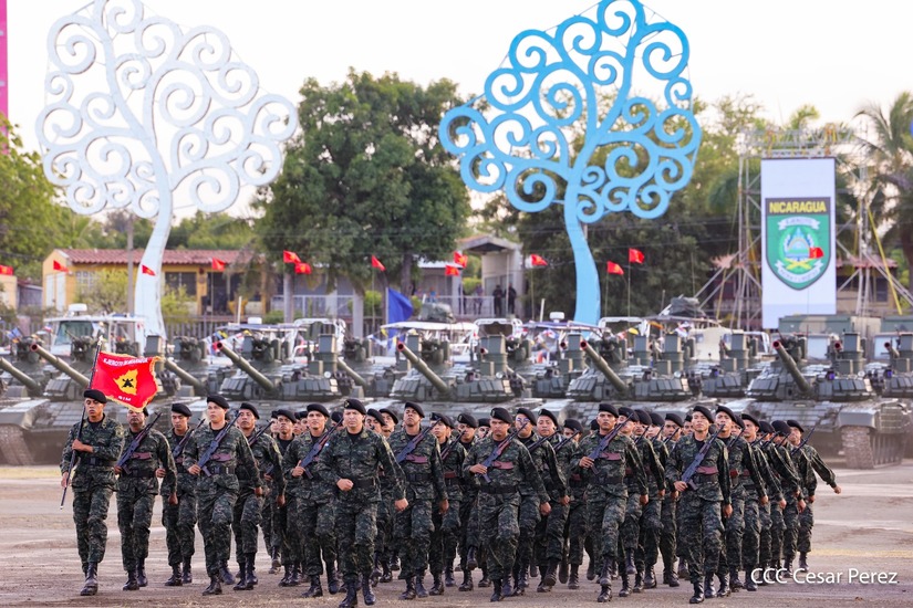 Juramentacion-al-Jefe-del-Ejercito-2