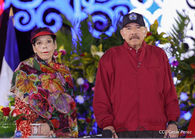 Juramentan-al-Jefe-del-Ejercito-29