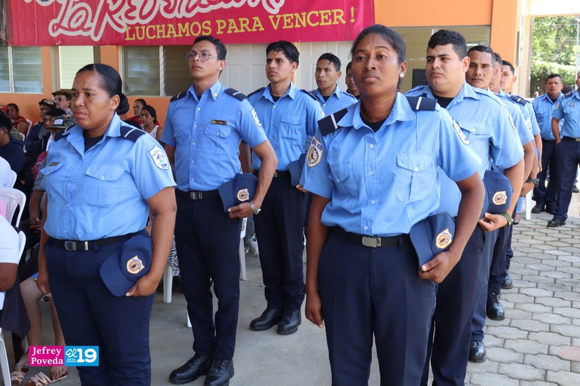 Estacion-de-Bomberos-en-el-Crucero-12