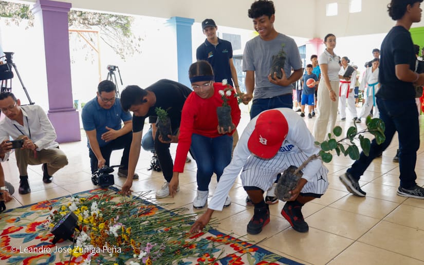 Centro-Cultural-Comandante-Julian-Roque-Cuadra-17