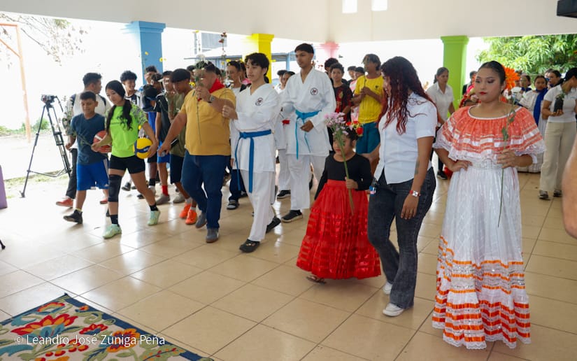Centro-Cultural-Comandante-Julian-Roque-Cuadra-24