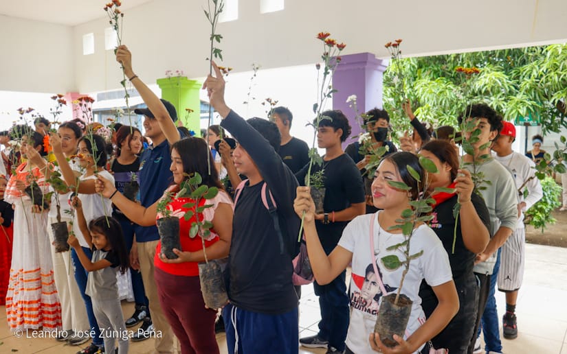 Centro-Cultural-Comandante-Julian-Roque-Cuadra-27