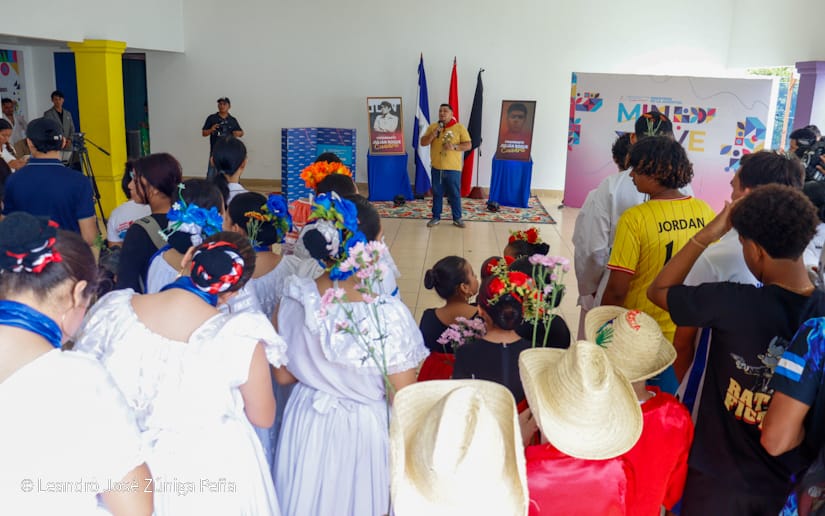 Centro-Cultural-Comandante-Julian-Roque-Cuadra-29