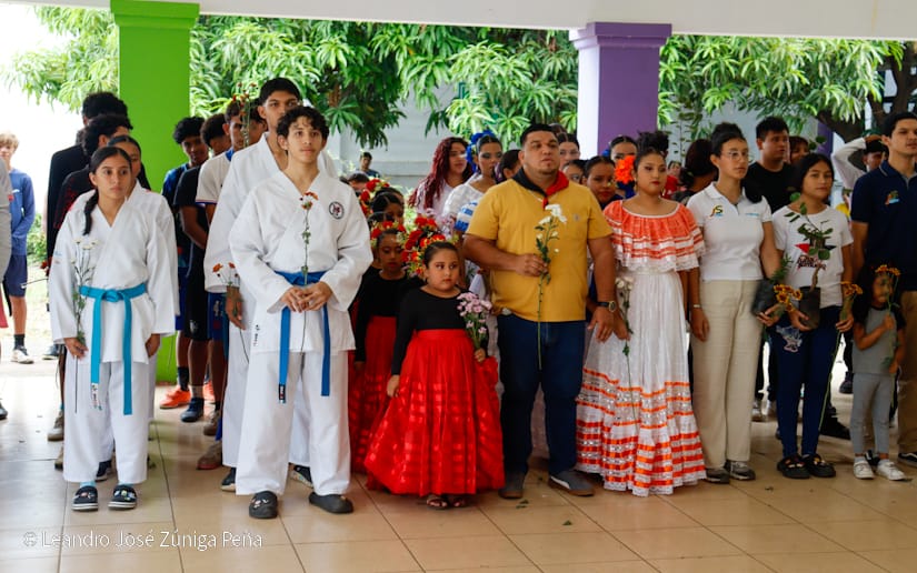 Centro-Cultural-Comandante-Julian-Roque-Cuadra-33