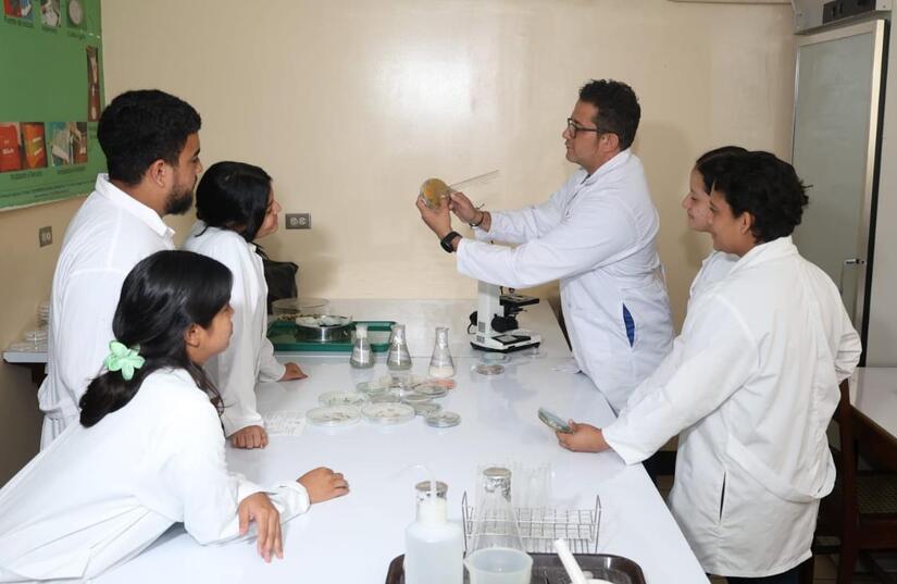 Centro-Universitario-Camilo-Torres-Restrepo-5