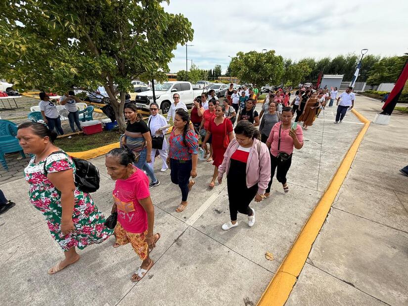 MEGA-FERIA-DE-SALUD-ONCOLOGICA--(4)