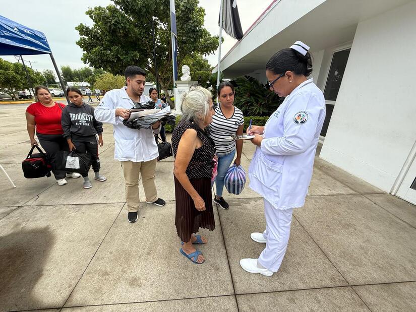 MEGA-FERIA-DE-SALUD-ONCOLOGICA--(6)