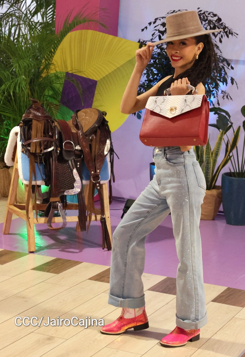 PASARELA-EXPOPYME--(15)