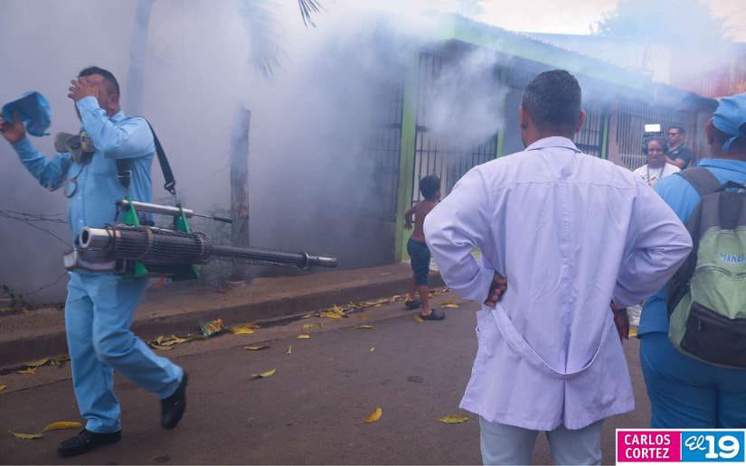 FUMIGACION-BARRIO-EL-RECREO-4