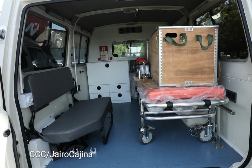 Nuevas-Ambulancias-17