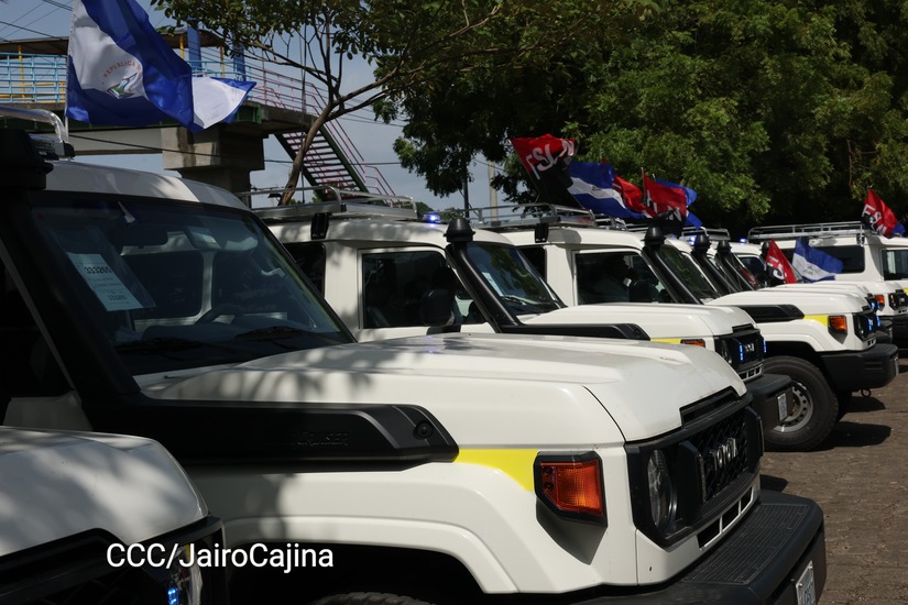 Nuevas-Ambulancias-18