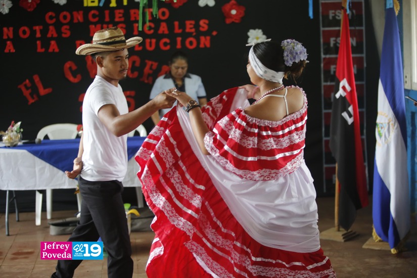 Coros-Estudiantiles-Ruben-Dario-6