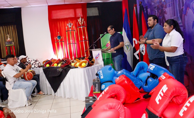 Material-Deportivo-19