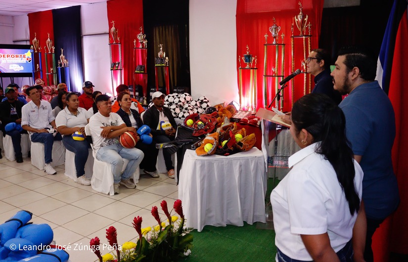 Material-Deportivo-22