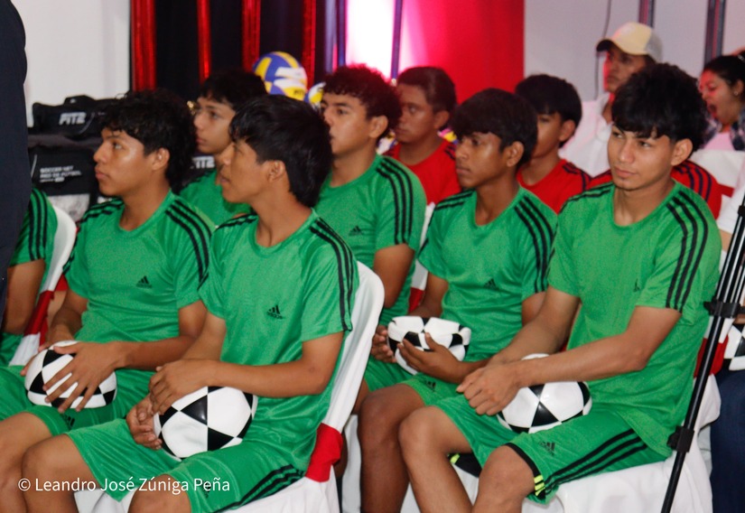 Material-Deportivo-28