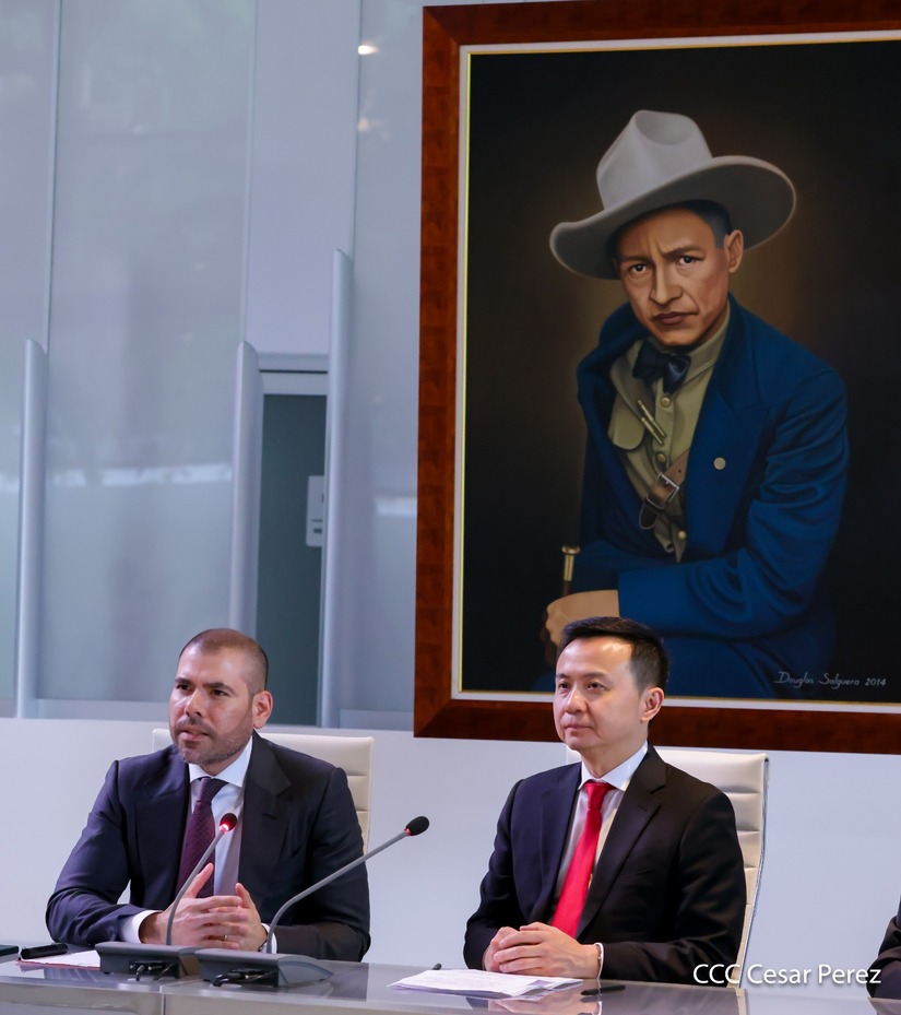 Reunion-con-el-companero-Zhang-Run-11