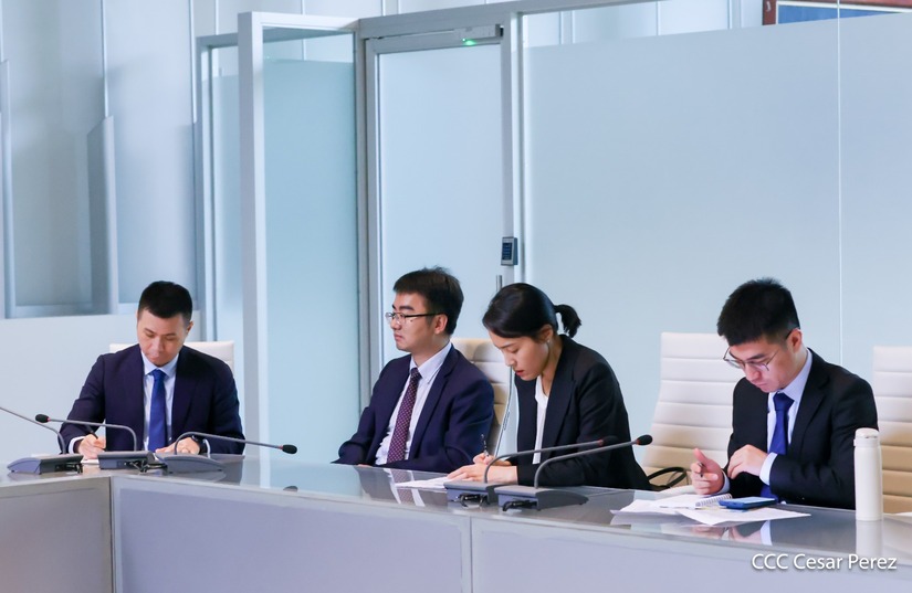 Reunion-con-el-companero-Zhang-Run-14