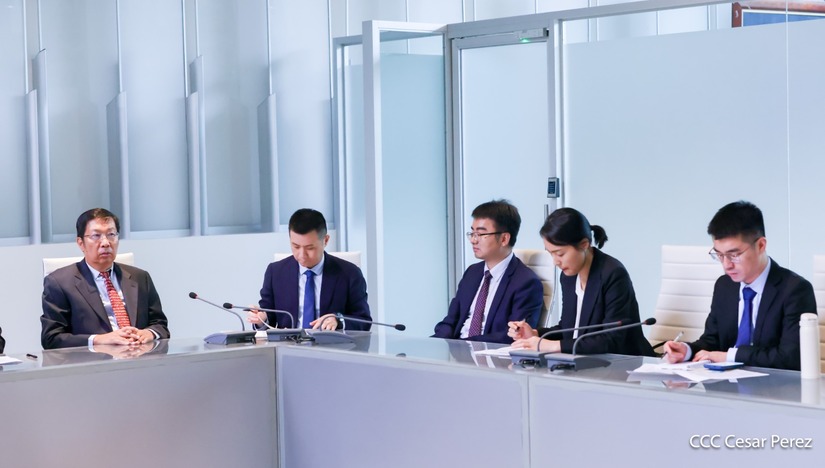 Reunion-con-el-companero-Zhang-Run-16