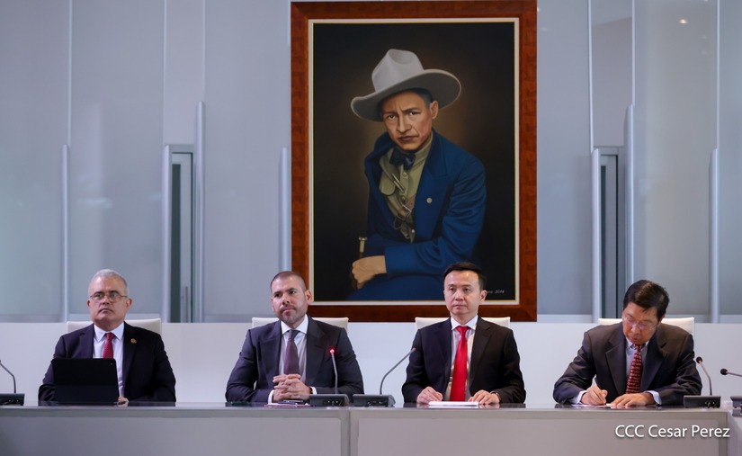 Reunion-con-el-companero-Zhang-Run-2