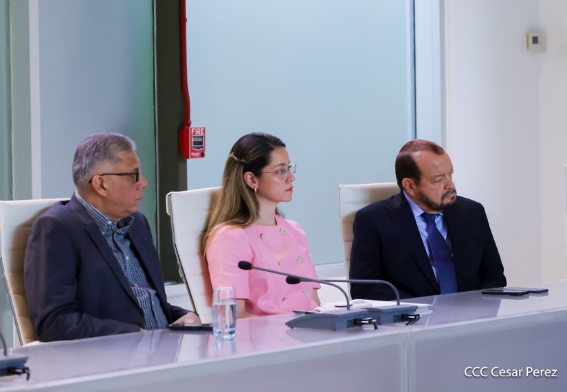 Reunion-con-el-companero-Zhang-Run-7