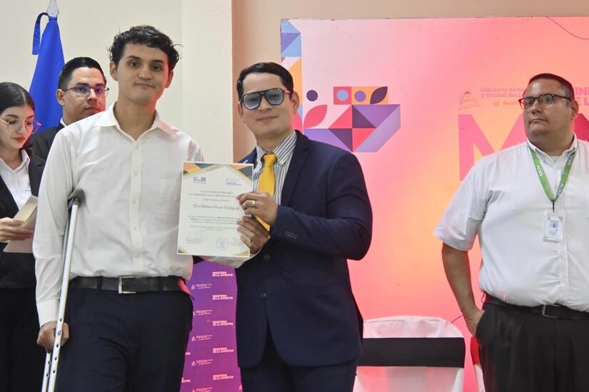 Ministerio-de-la-Juventud-4