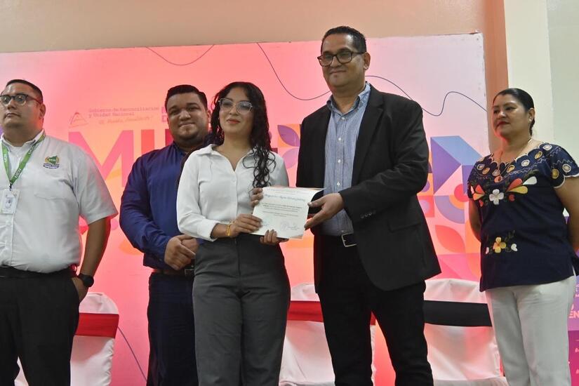 Ministerio-de-la-Juventud-5