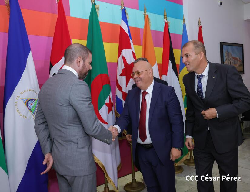 DELEGACION-DE-ARGELIA--(14)