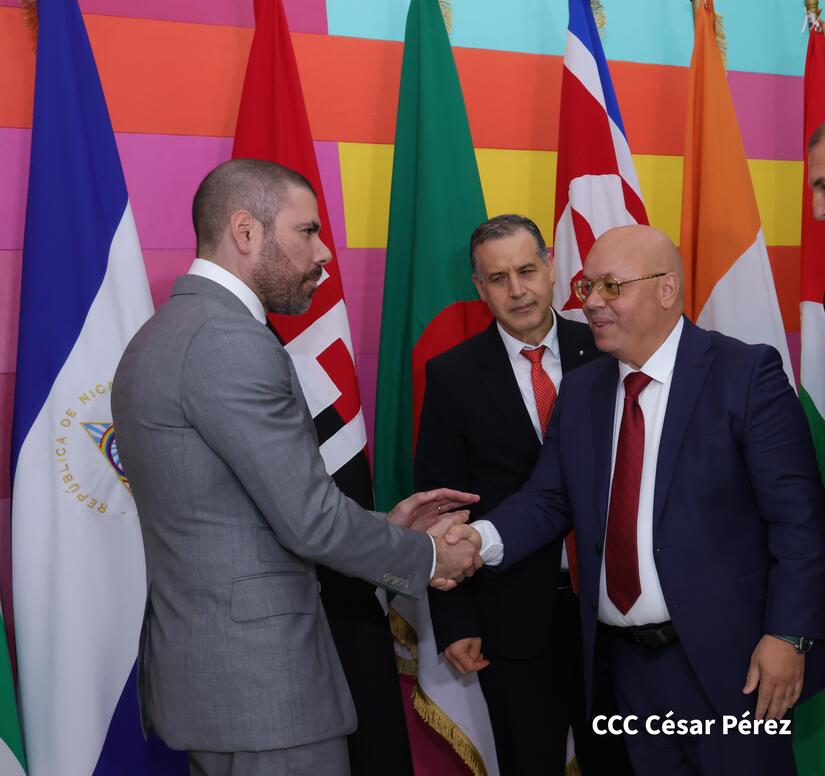 DELEGACION-DE-ARGELIA--(3)