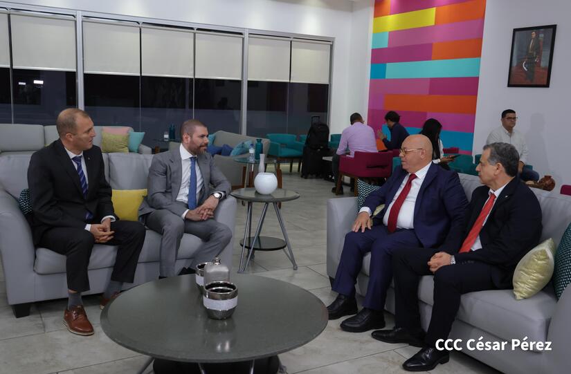 DELEGACION-DE-ARGELIA--(9)