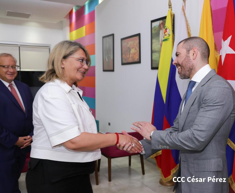 RUSIA-DELEGACION--(15)