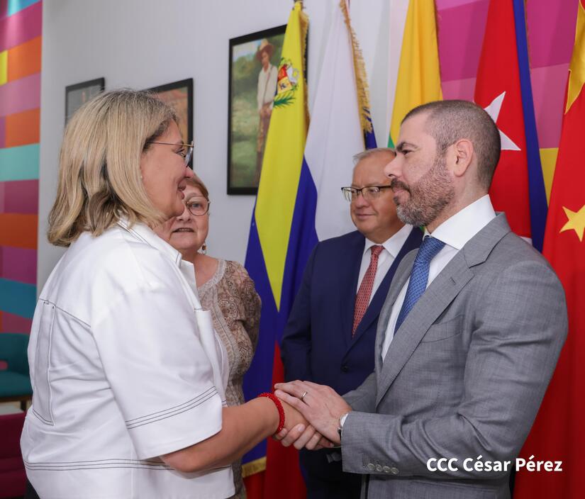 RUSIA-DELEGACION--(3)