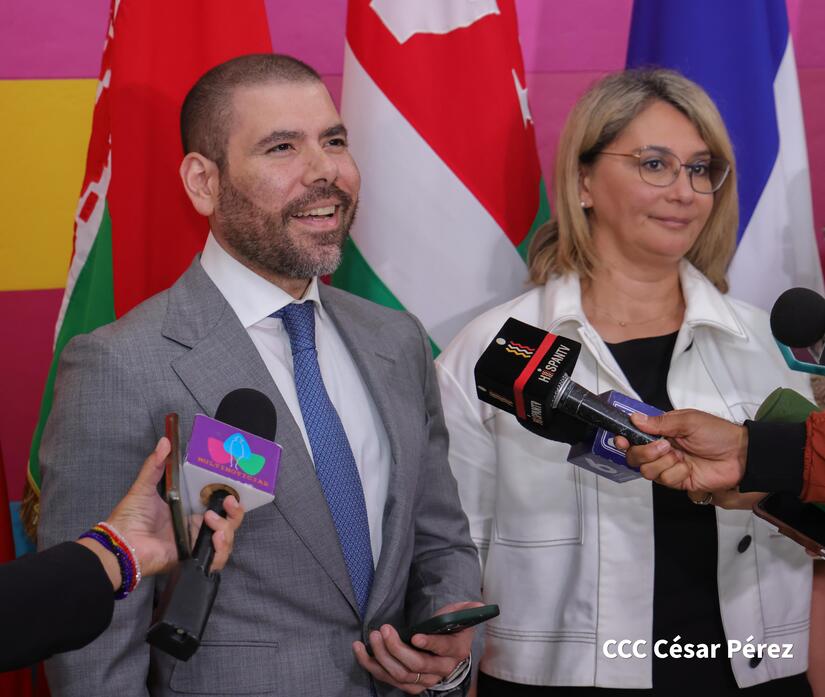 RUSIA-DELEGACION--(5)