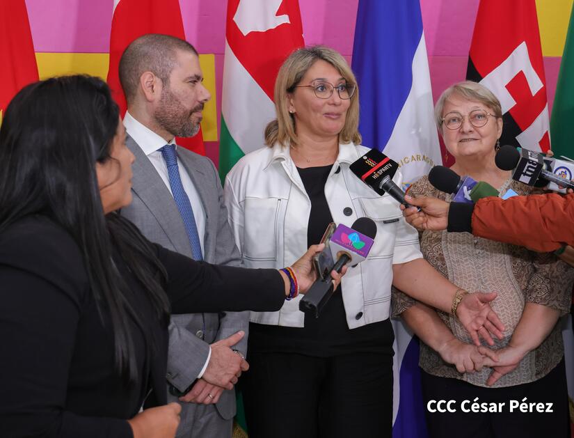 RUSIA-DELEGACION--(9)