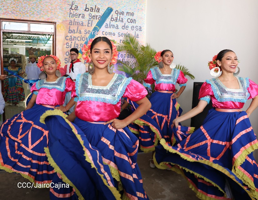 Centro-Cultural-Salomon-de-la-Selva-11